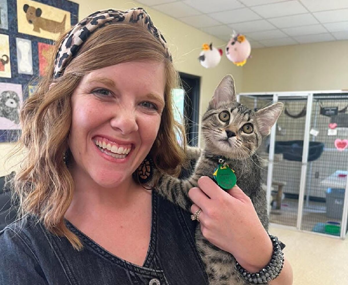 Freemann-Fritts Veterinary Clinic and Shelter Home Banner Background Image